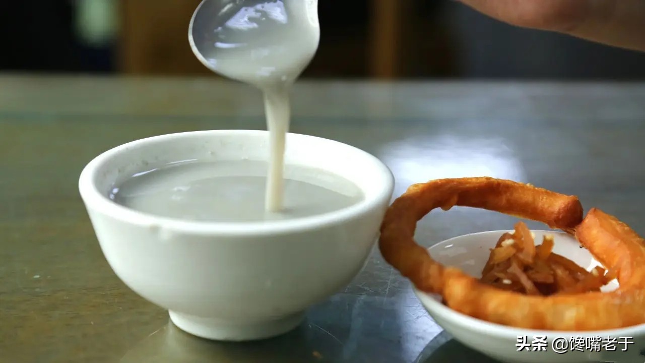 北京旅游必吃的美食排名前十,去北京旅游的美食攻略