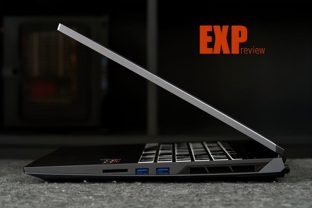 机械革命蛟龙16k4060对比神舟z8d6,机械革命蛟龙16k极光pro旷世g16