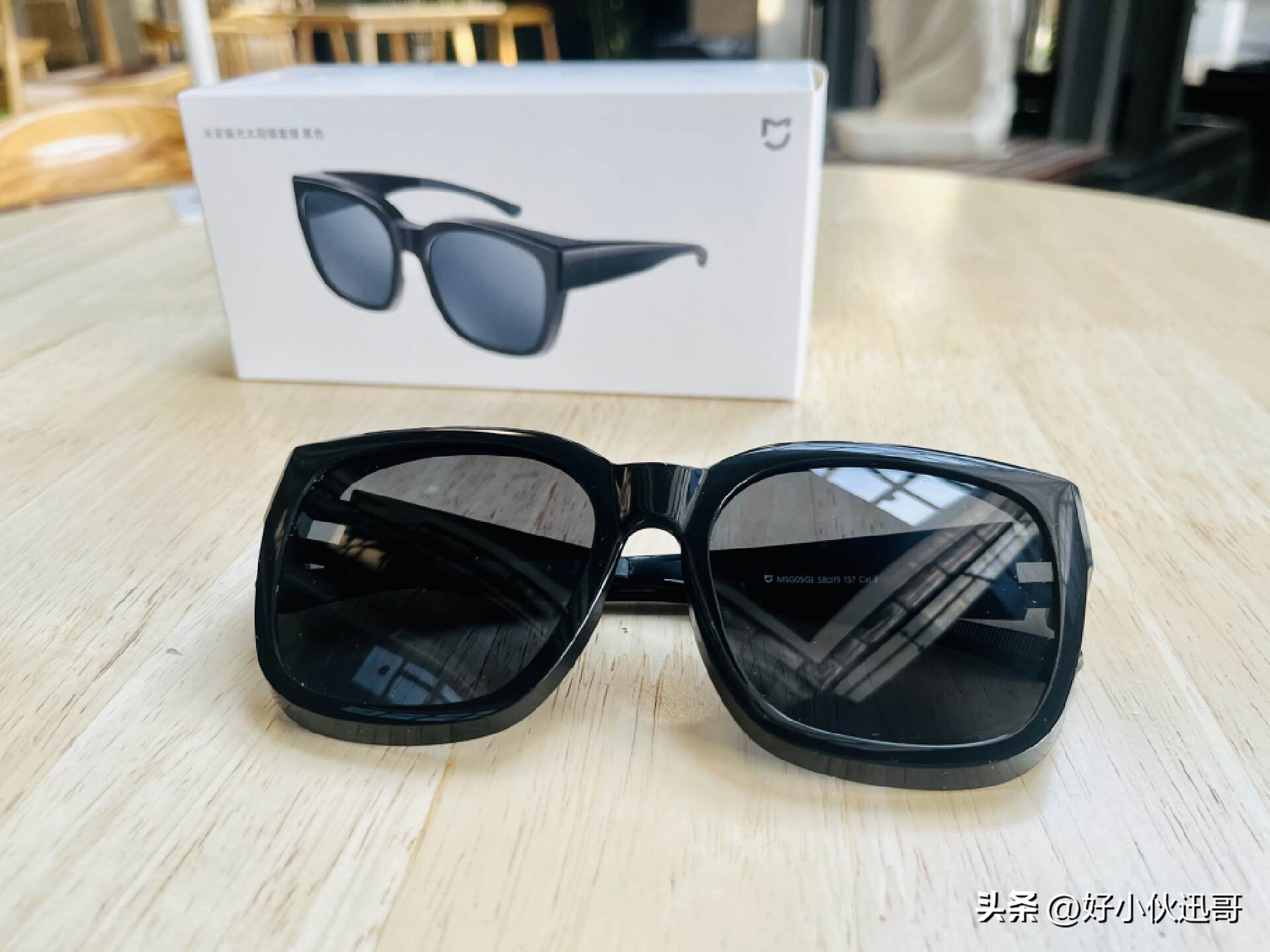 米家太阳镜套镜,米家太阳镜和偏光镜有什么区别