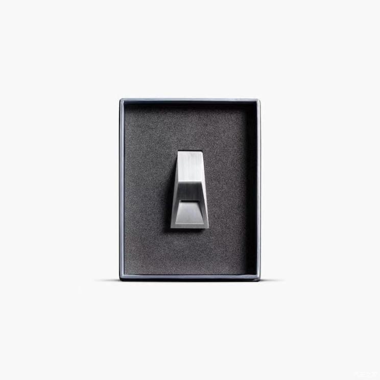 特斯拉限量版哨子开箱,特斯拉哨子限量版