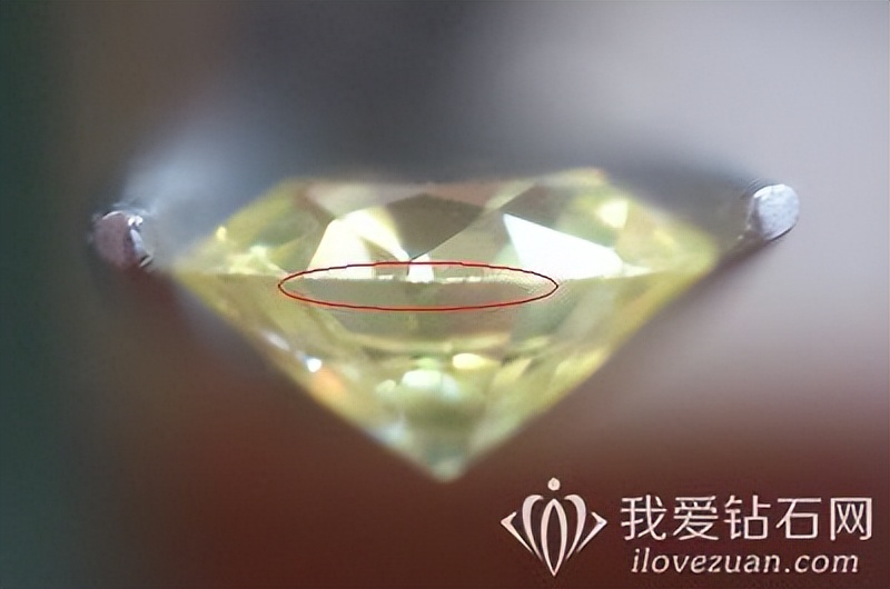 钻石破损可以鉴定吗,钻石瑕疵的位置影响价格