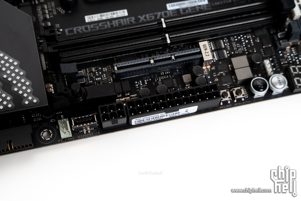 华硕tufgaminggt502弹药库白色,华硕gt502机箱黑橙搭配