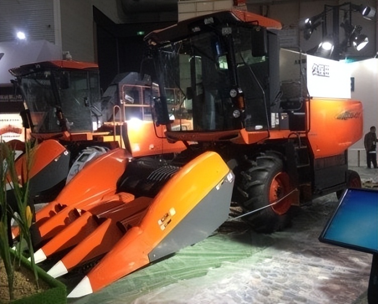 农机展联合收割机,农机联合收割机展会2020