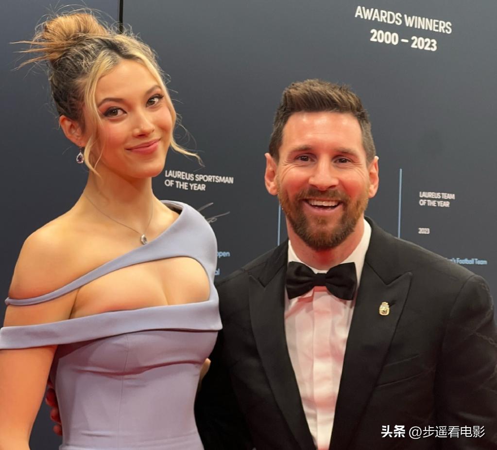 谷爱凌穿礼服秀身材引争议,谷爱凌礼服造型红毯