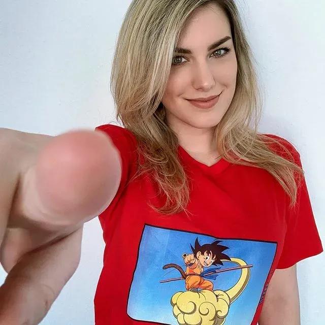 德国丹妮模特,德国52岁名模丹妮拉