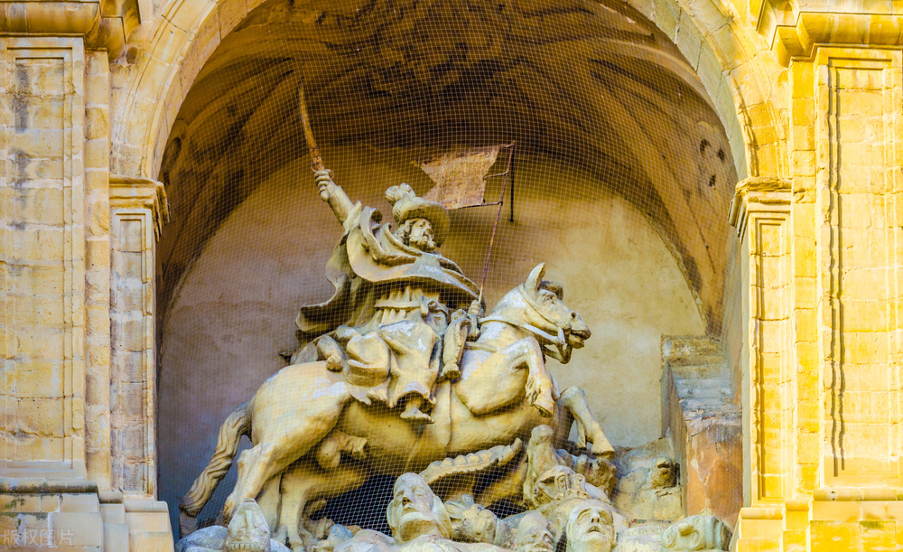 圣地亚哥历史古城,圣地亚哥古城墙简介