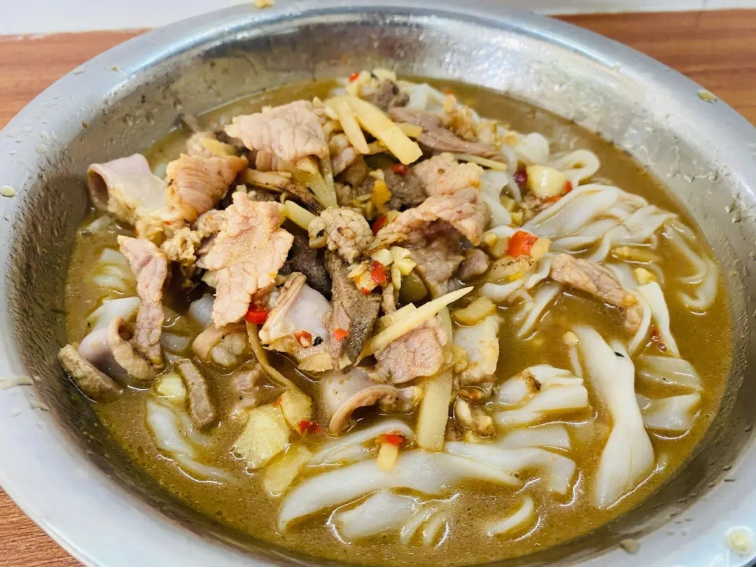 广西米粉好吃还是江西米粉好吃,广西柳州最出名的米粉叫什么