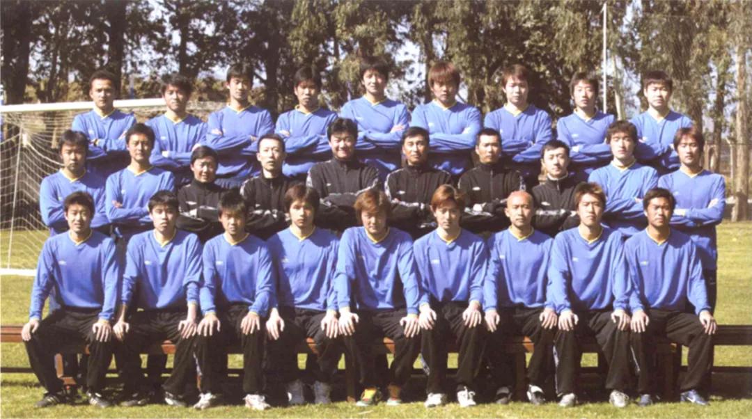 2022足球全家福高清图片,原成都五牛足球队照片和名单