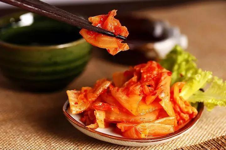 孙兴慜请队友吃韩国烤肉,孙兴慜英超吃泡菜