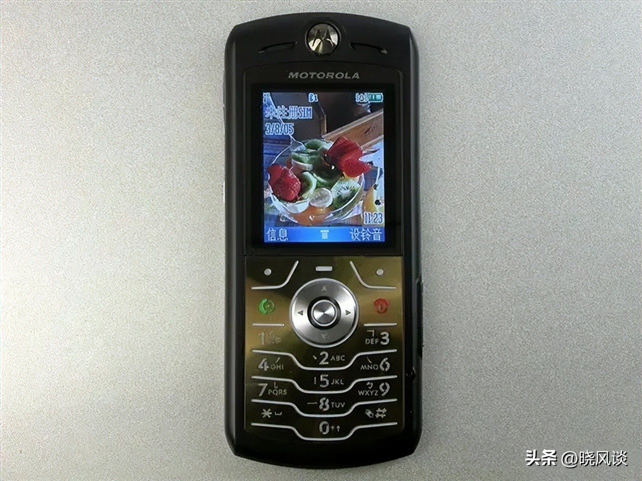 以前的所有摩托罗拉手机,摩托罗拉半智能老款手机