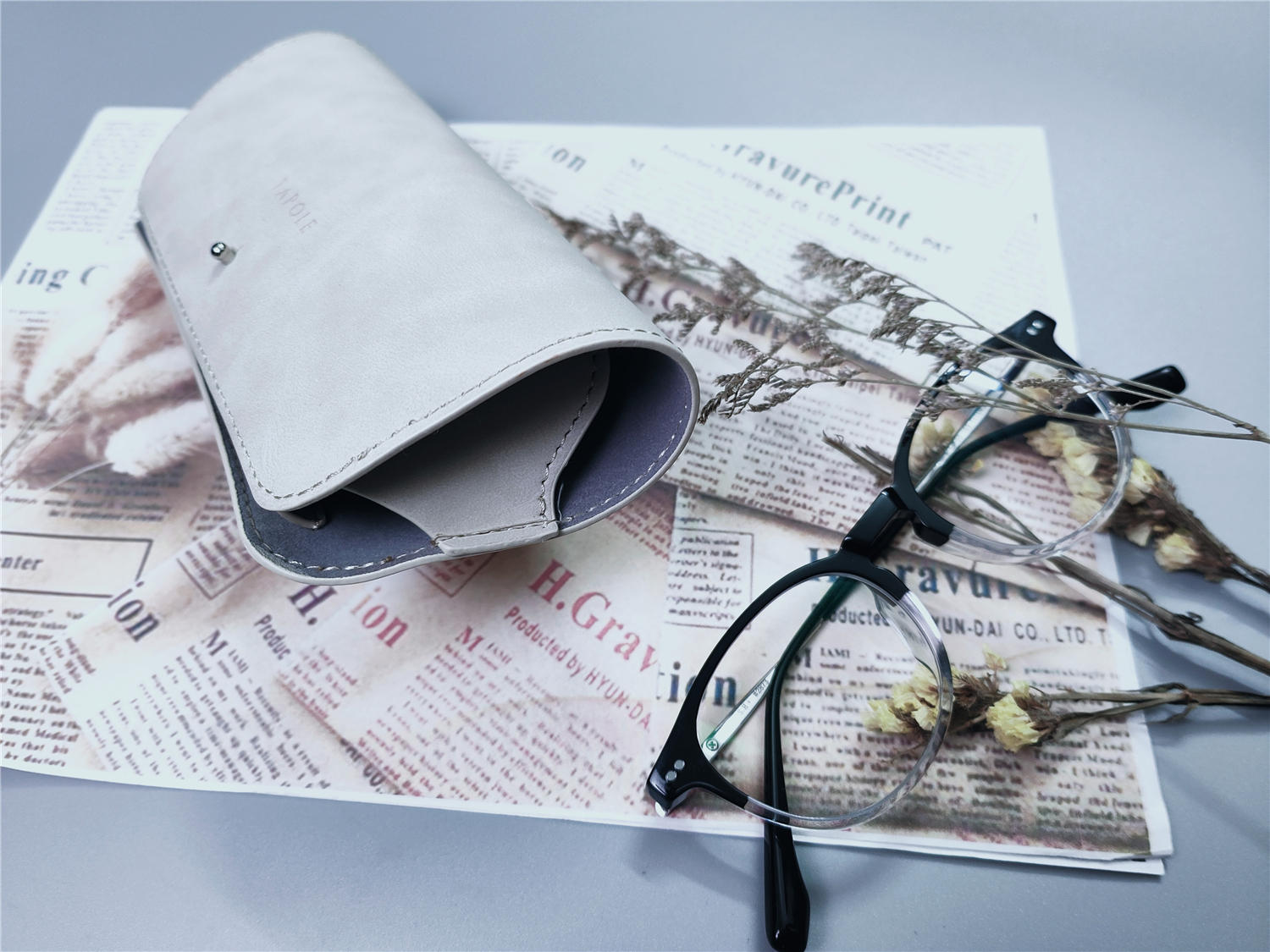 “视”见精彩，轻宝眼镜深度体验，未来的风向标