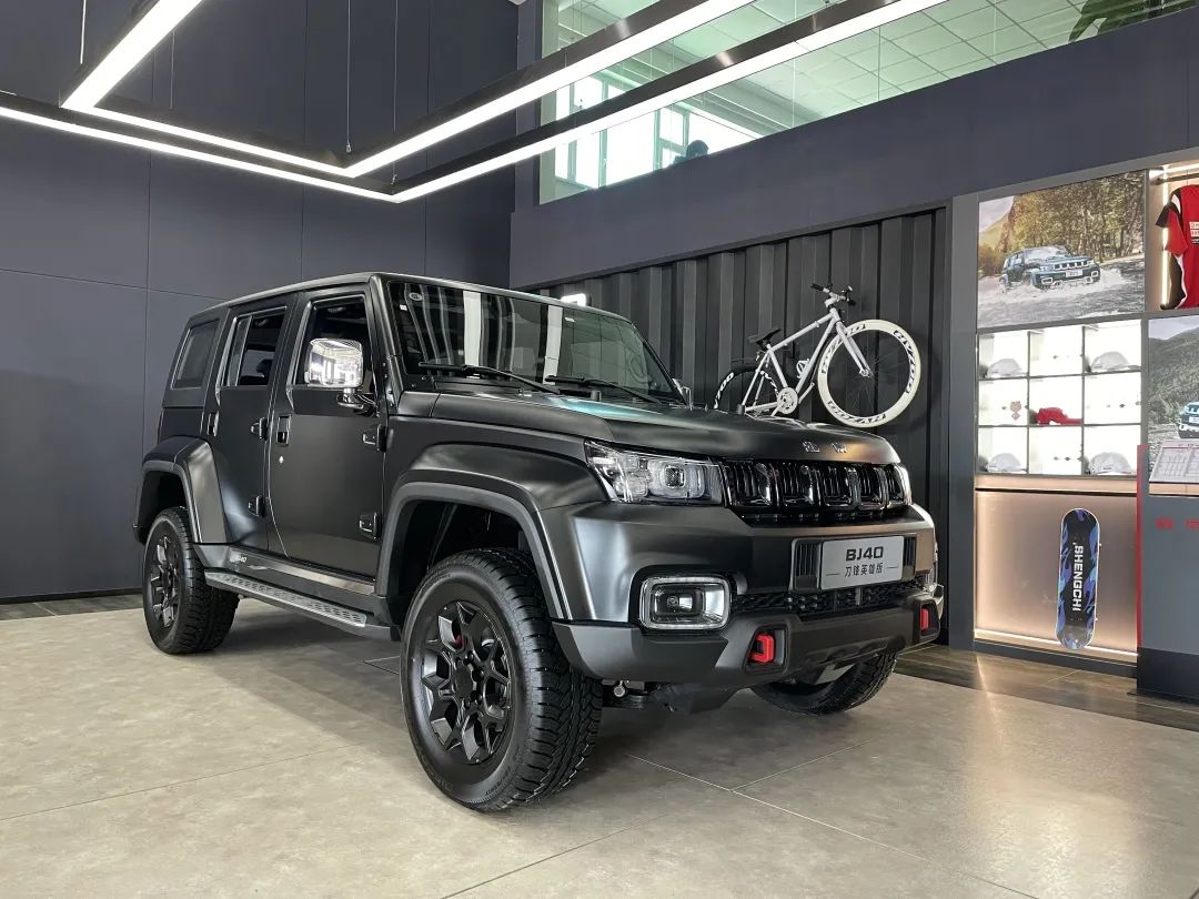 21款bj40刀锋英雄柴油版用车感受,bj40刀锋英雄柴油版白色真实感受