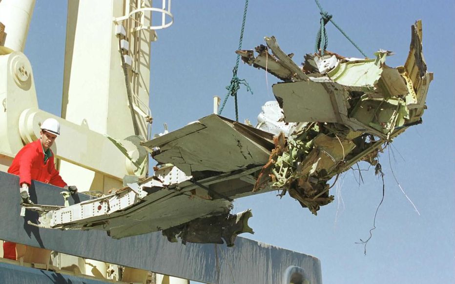 凌晨的飞机为什么叫红眼航班,中国为何不允许红眼航班