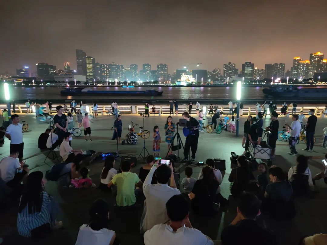 9月，谢谢你们送来的秋天