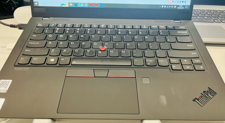 thinkpadx1carbongen10,thinkpadx1nano和x1carbon区别