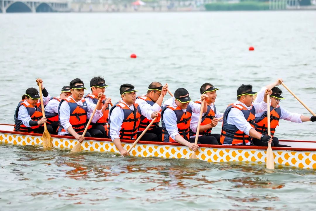 百舸争流竞扬帆不负众望勇夺魁,百舸争流龙舟竞渡