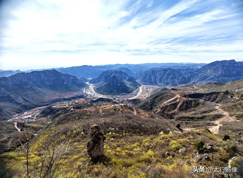 山西太行山大峡谷风景区拍照打卡,南岭太行山