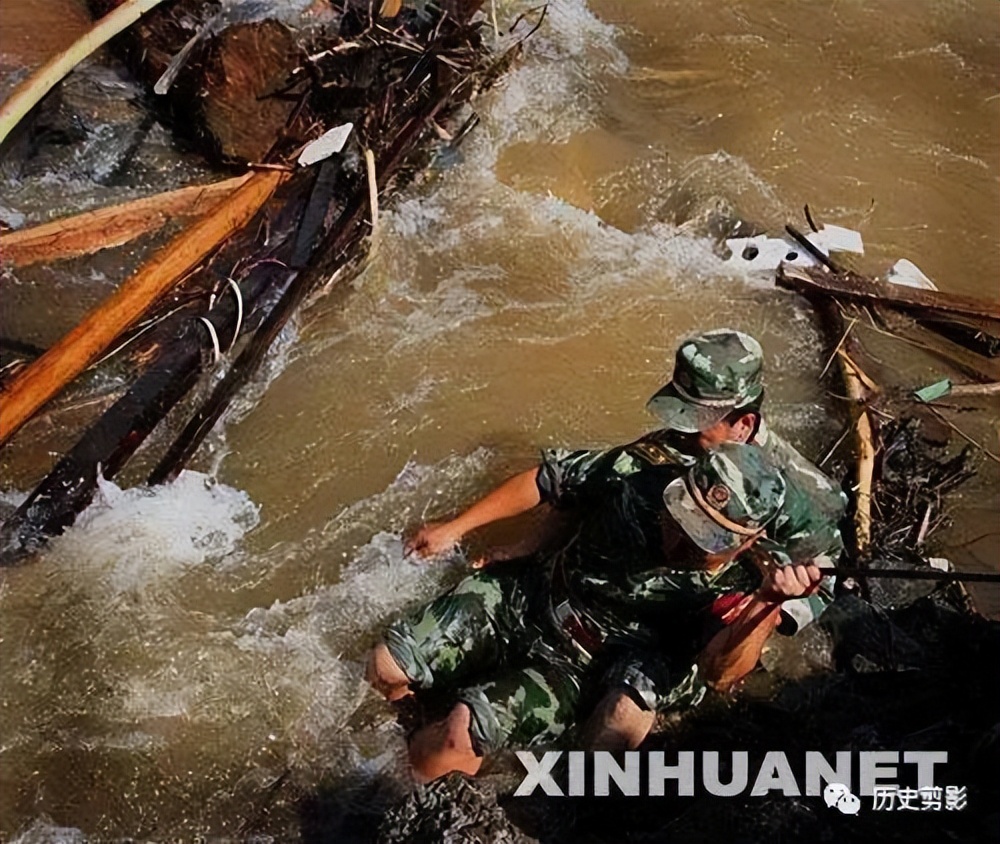 汶川地震十大催人泪下的照片,汶川地震12周年这些照片让人泪目