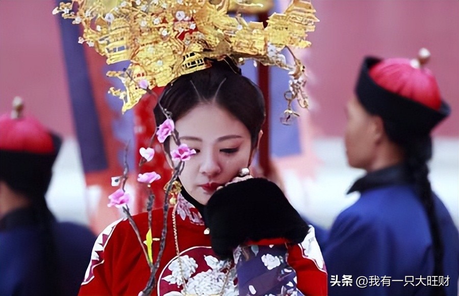 半妖倾城格格与侍卫完整版,半妖倾城格格与侍卫的感人故事