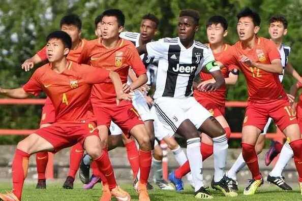 王磊成长视频,14岁球员王磊