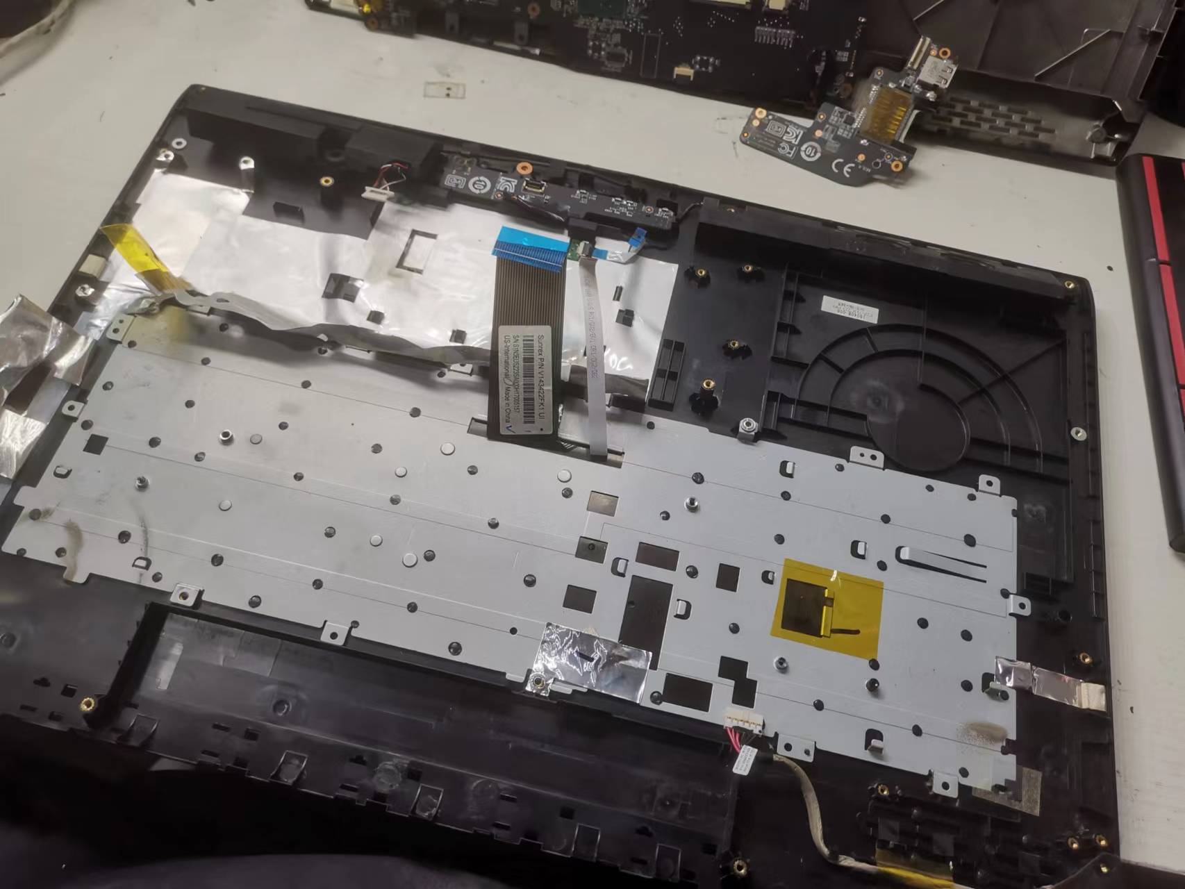 一体式笔记本键盘更换解析,笔记本电脑一体键盘怎么更换