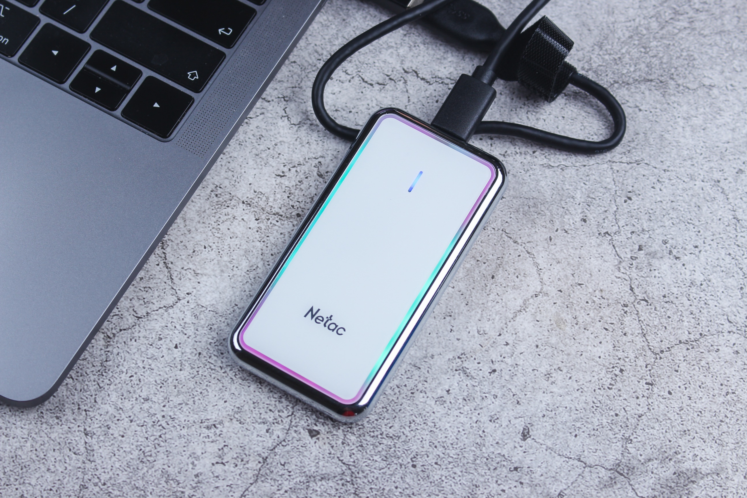 朗科zslim移动固态硬盘,朗科移动固态硬盘zx20