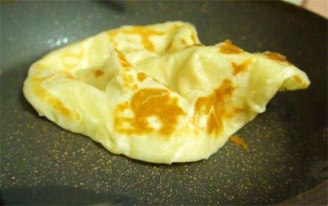 揉面光滑小技巧,揉面不粘手妙招