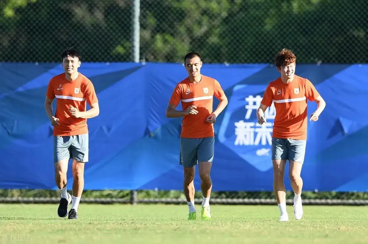 吴兴涵中超赛场,中超联赛吴兴涵