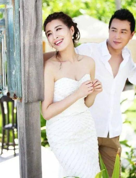 玉芬王雅捷,马大帅玉芬扮演者王雅捷照片