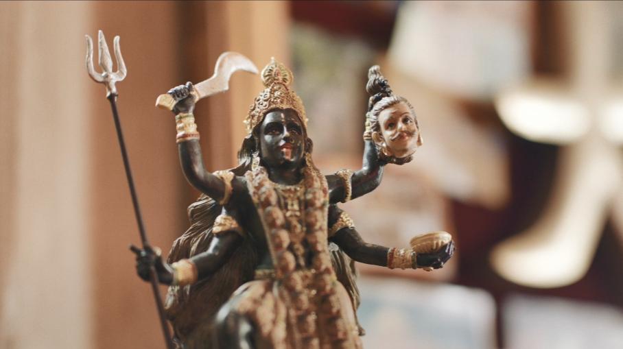 31亿票房的尺度鼻祖，竟成国产终结者？再捧出一个影帝都救不了他