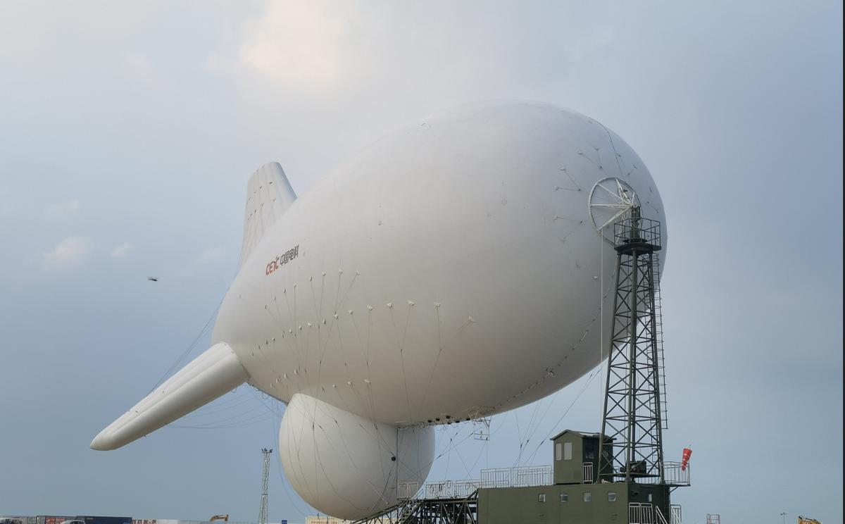 美军测试隐身无人机,美军测试最新直升机