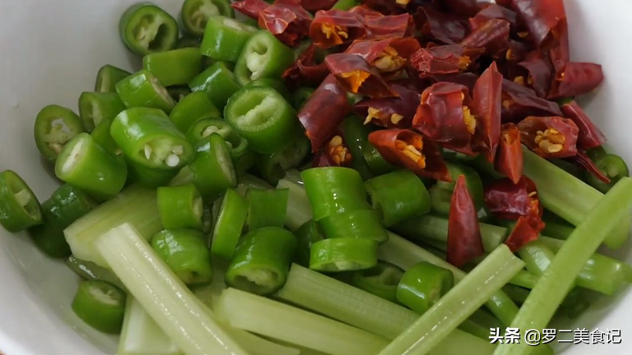 用锅怎么做烤鱼比较好吃,在家用锅怎样做烤鱼最好吃