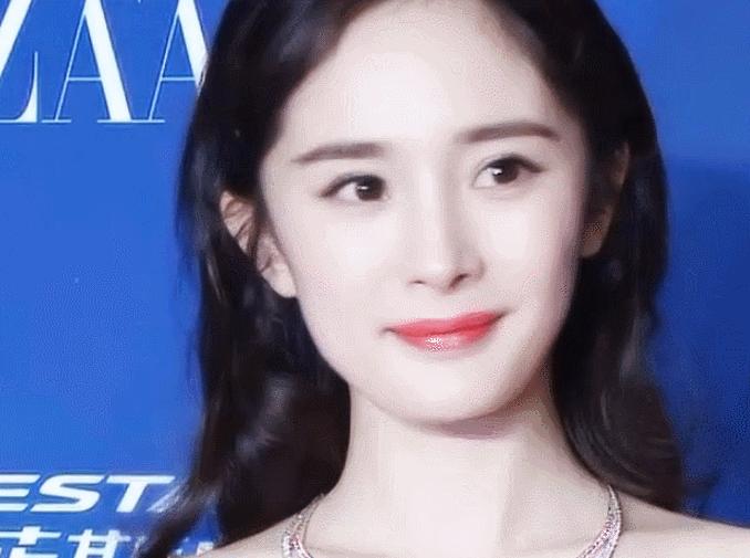 年轻时皮肤松弛的女星,松弛感高级感女星