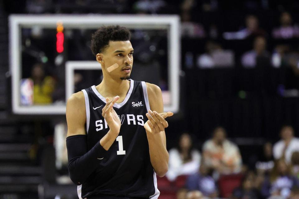 邓肯大卫罗宾逊文班亚马,马刺下赛季能夺冠吗