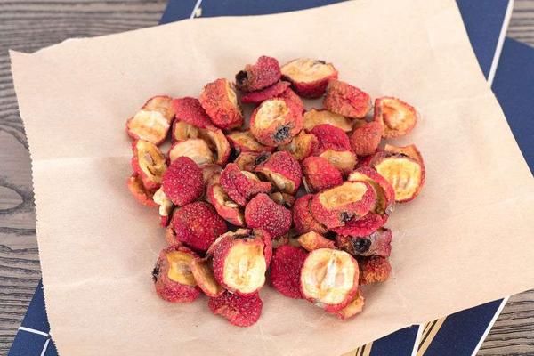 山楂干适合与哪些泡水喝,山楂干怎么样泡水喝