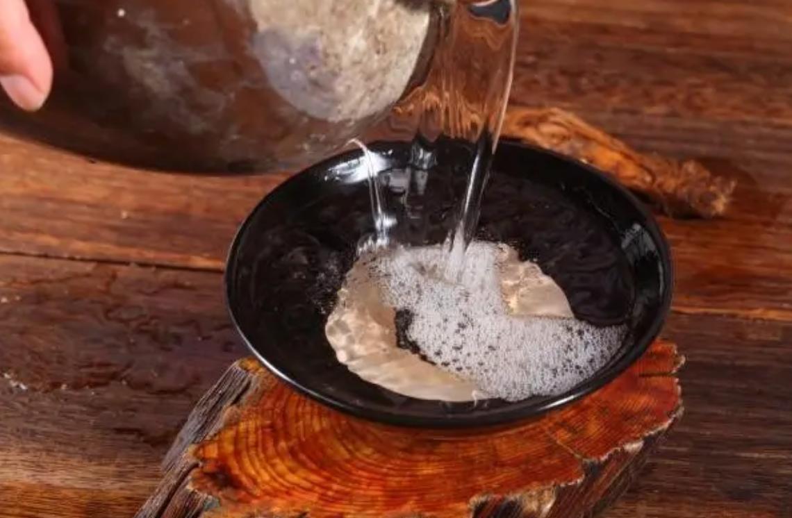 广东2大“惨败酒”，在省内家喻户晓，为何到了外省却没人知道