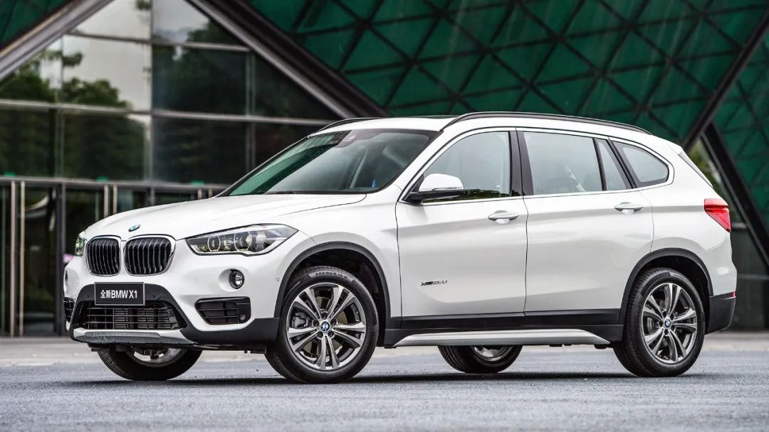 2016宝马x1新款价格,全新一代宝马x1灯光