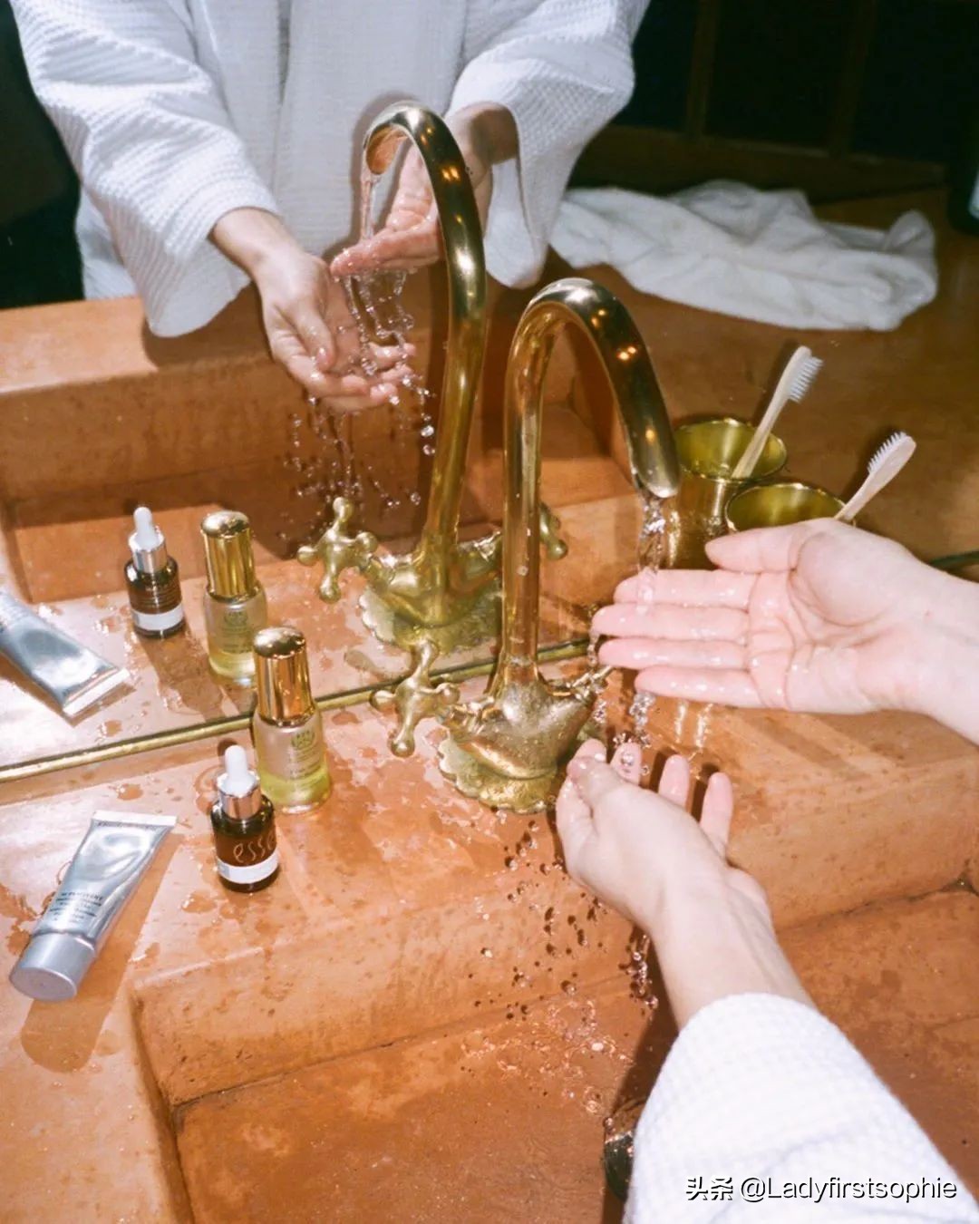 超高性价比！抗老防晒都有，15款值得回购的护肤品赶紧在618下单