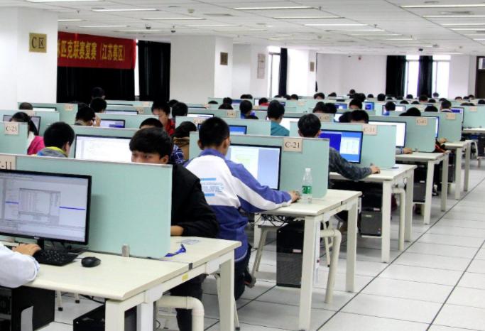 为什么说计算机专业是万金油,计算机专业就业前景及待遇