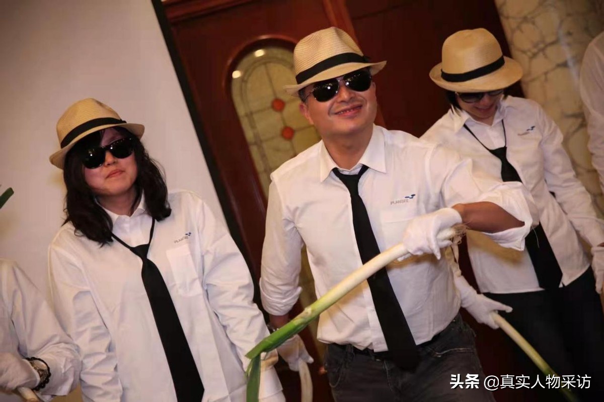 我上海人,比利时一家人花200万移民中国