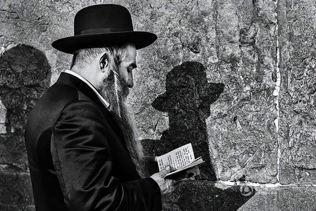 犹太人当年究竟做错了什么,犹太人做了哪些细思极恐的事