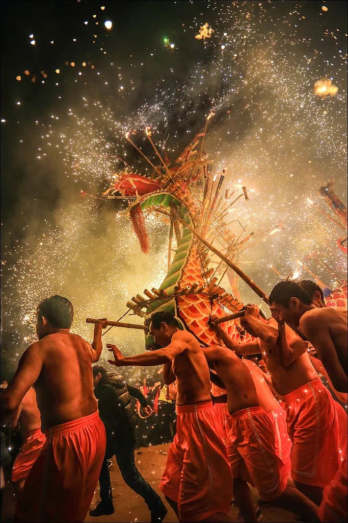 张颂文说的是客家话还是粤语,张颂文难怪会说客家话