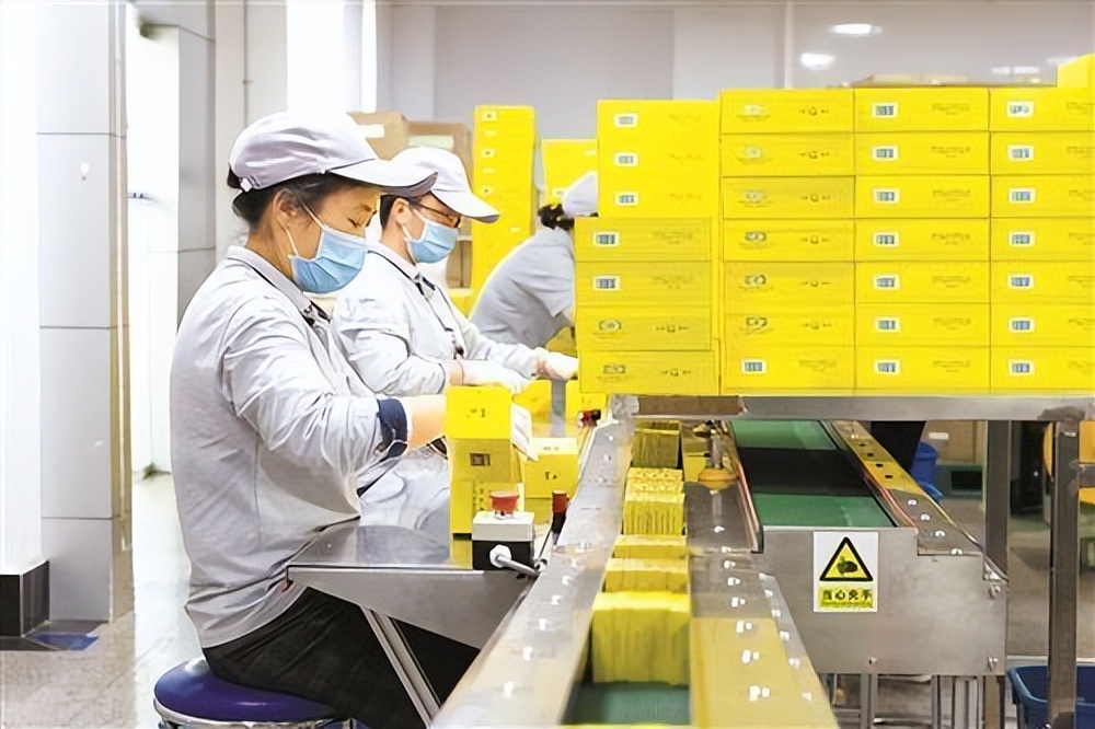 香烟为何要分硬包和软包，二者有啥区别？经常吸烟的人可以了解下