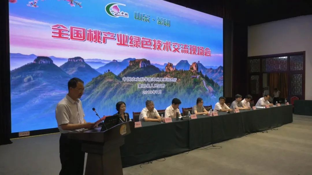 小蜜桃成就大产业系列报道之三：多元畅通的蜜桃营销