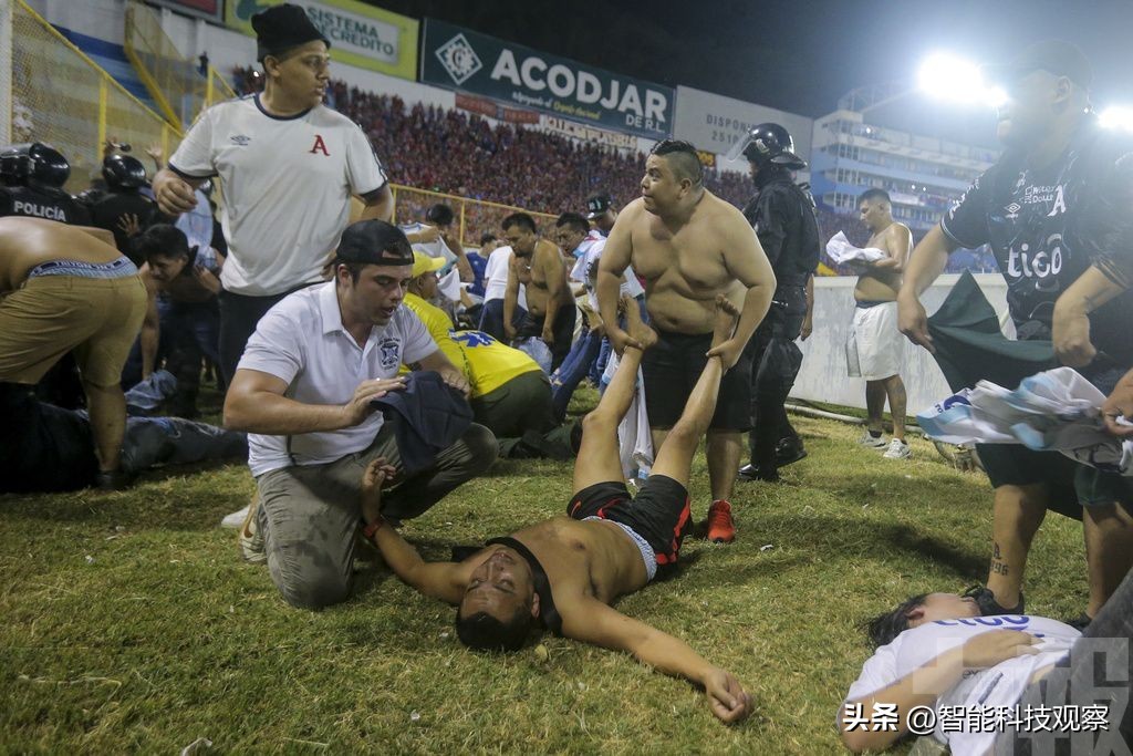 比利时足球场踩踏事故,足球赛踩踏事故