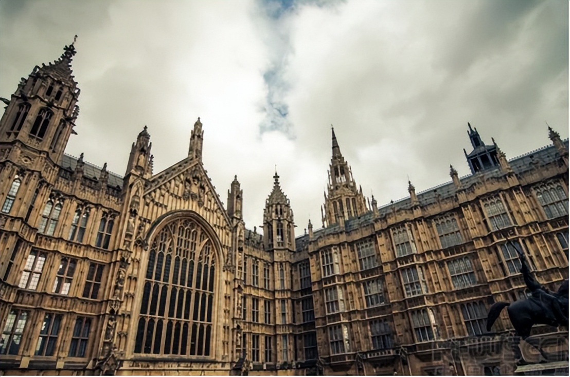 近代英国社会结构转型的意义,中世纪英国税收的演变过程