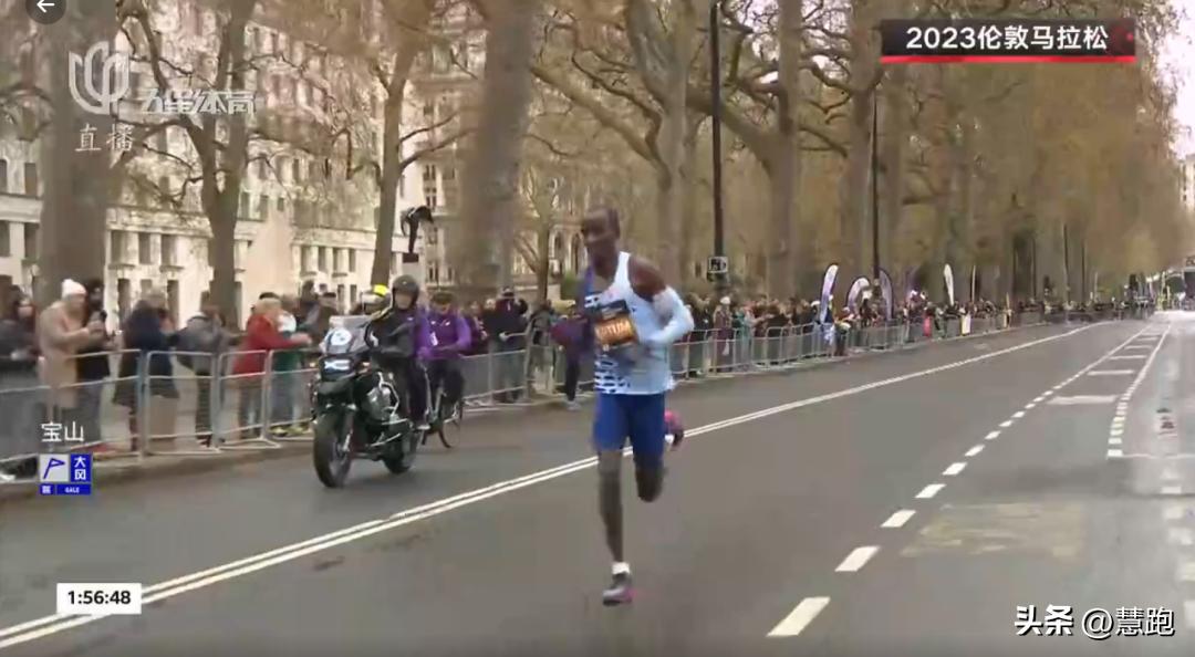 基普图姆和哈桑,基普图姆首马破纪录全世界的反应