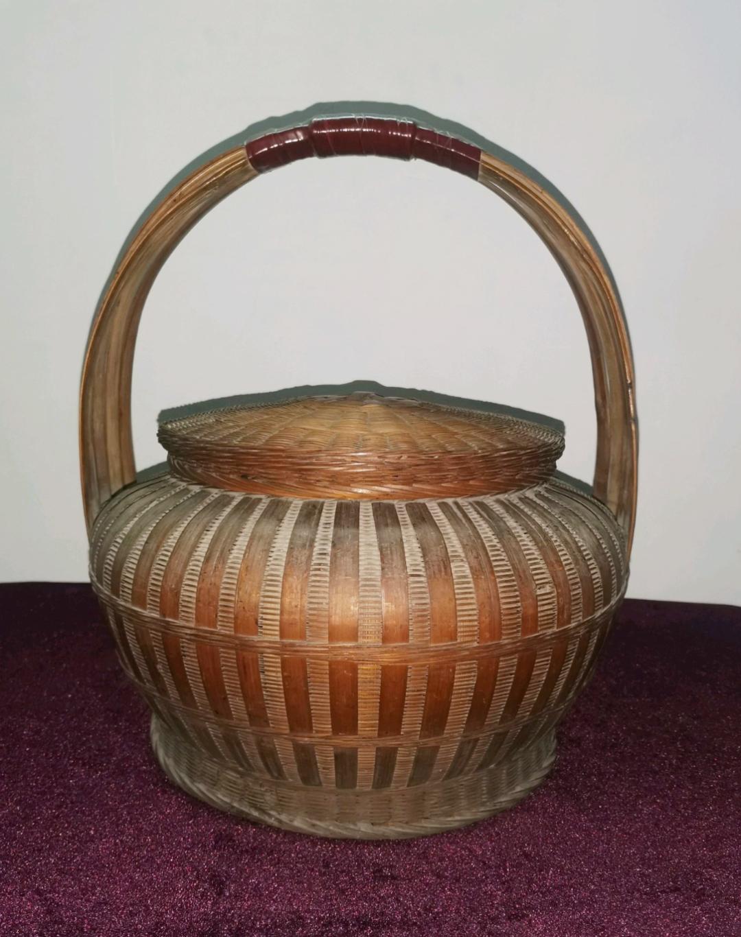 又见猫发布的作品,猫叹气代表什么意思