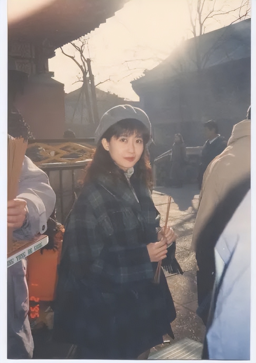 37岁女星爆料前夫出轨,女明星出轨前夫再爆料