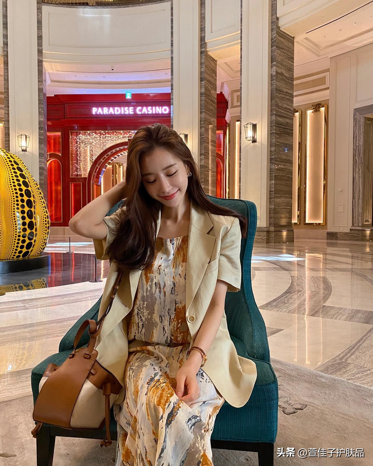 圆脸短发还是长发好看,方脸长发还是短发好看